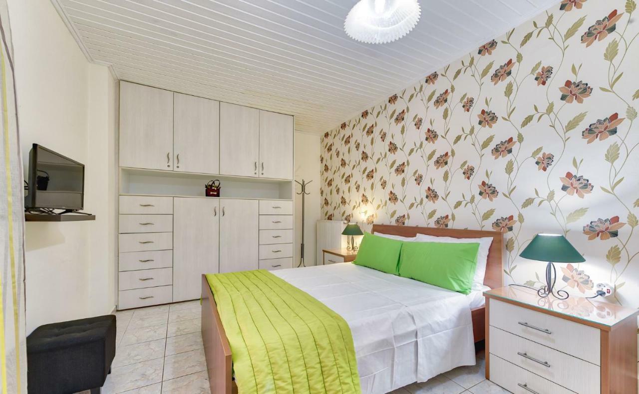 Ina Apartment Kalamákion المظهر الخارجي الصورة